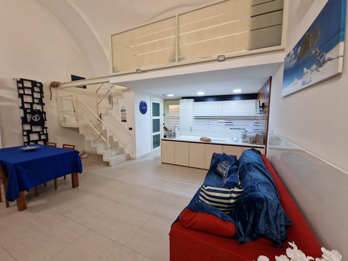 Polignano A Mare: Sulla Piazza Di Domenico Modugno Villa Exterior photo