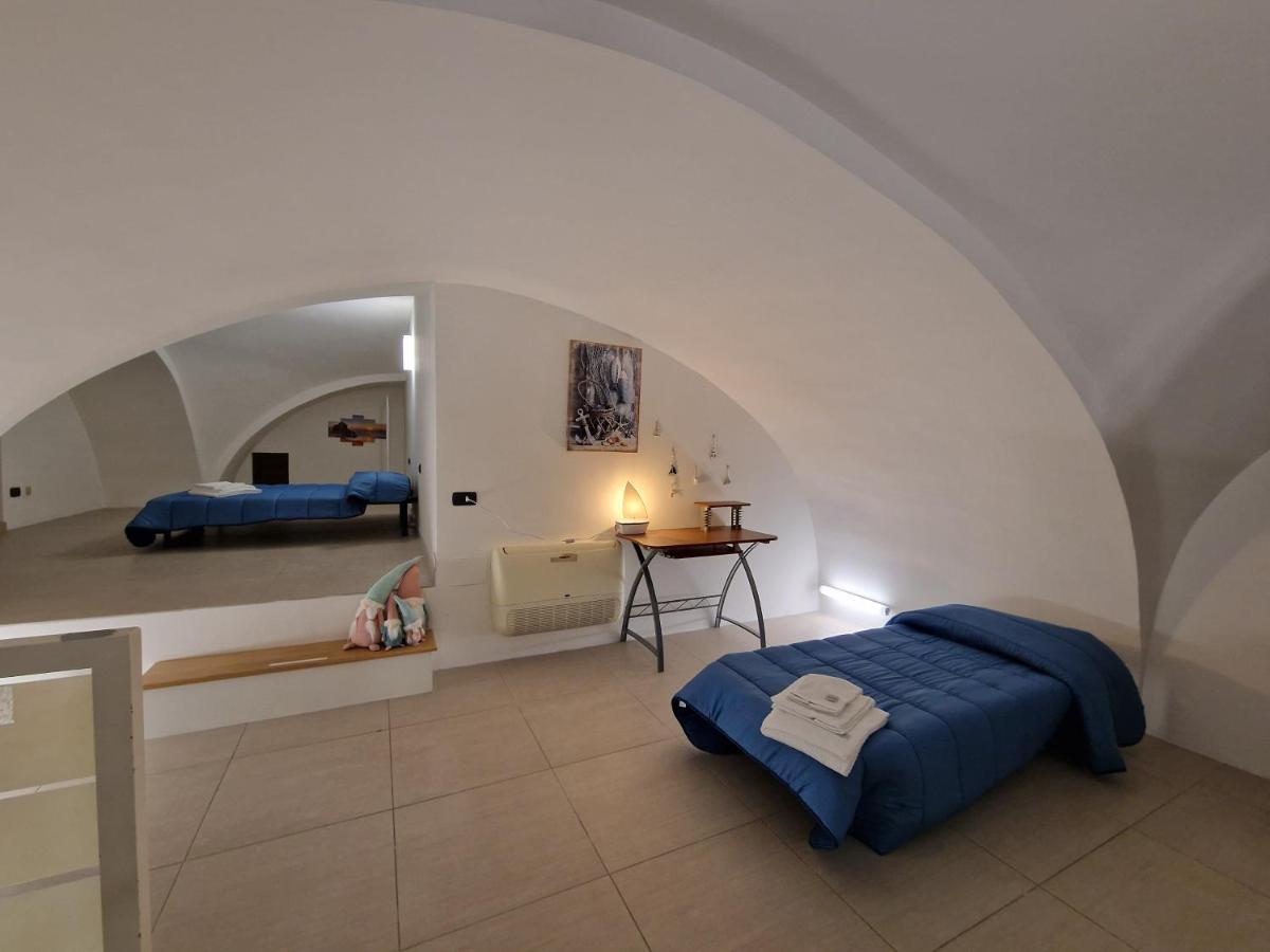 Polignano A Mare: Sulla Piazza Di Domenico Modugno Villa Exterior photo
