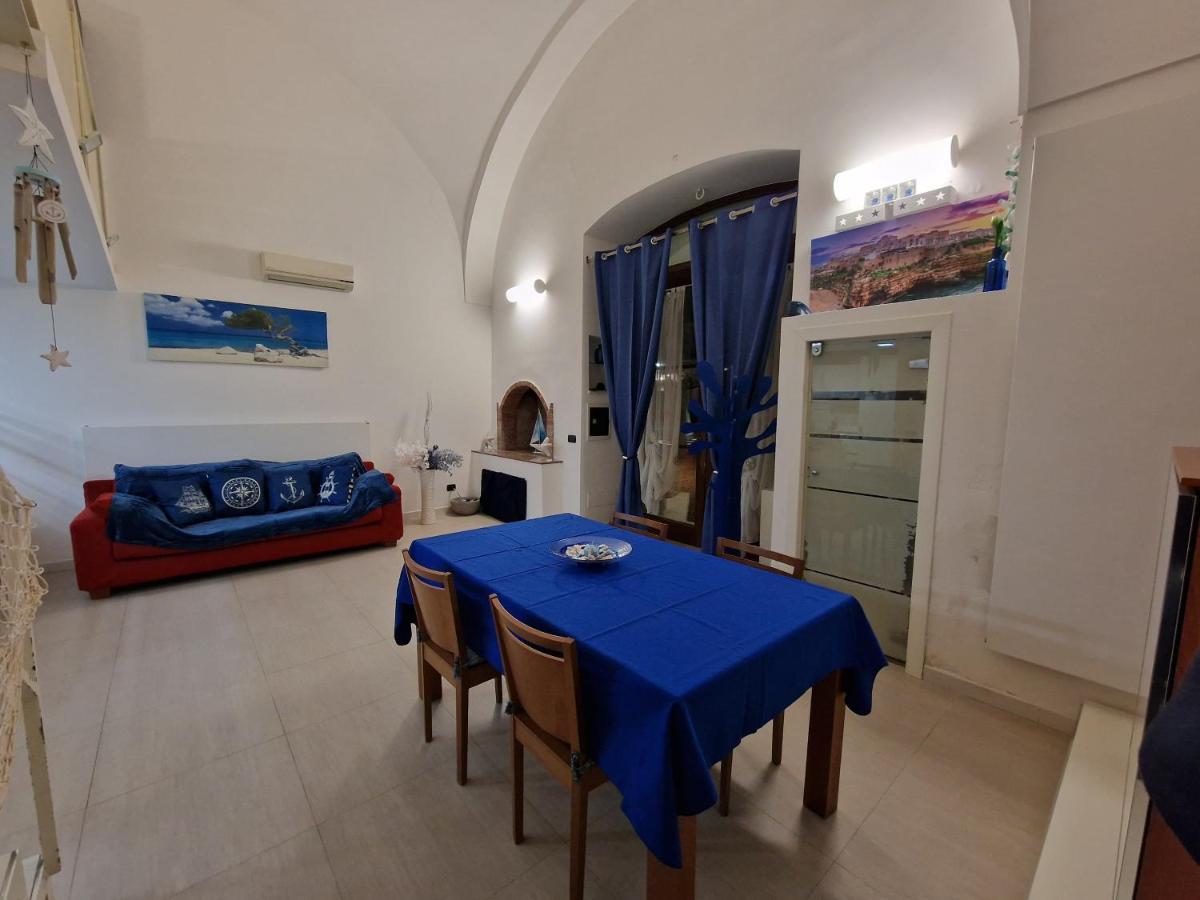 Polignano A Mare: Sulla Piazza Di Domenico Modugno Villa Exterior photo